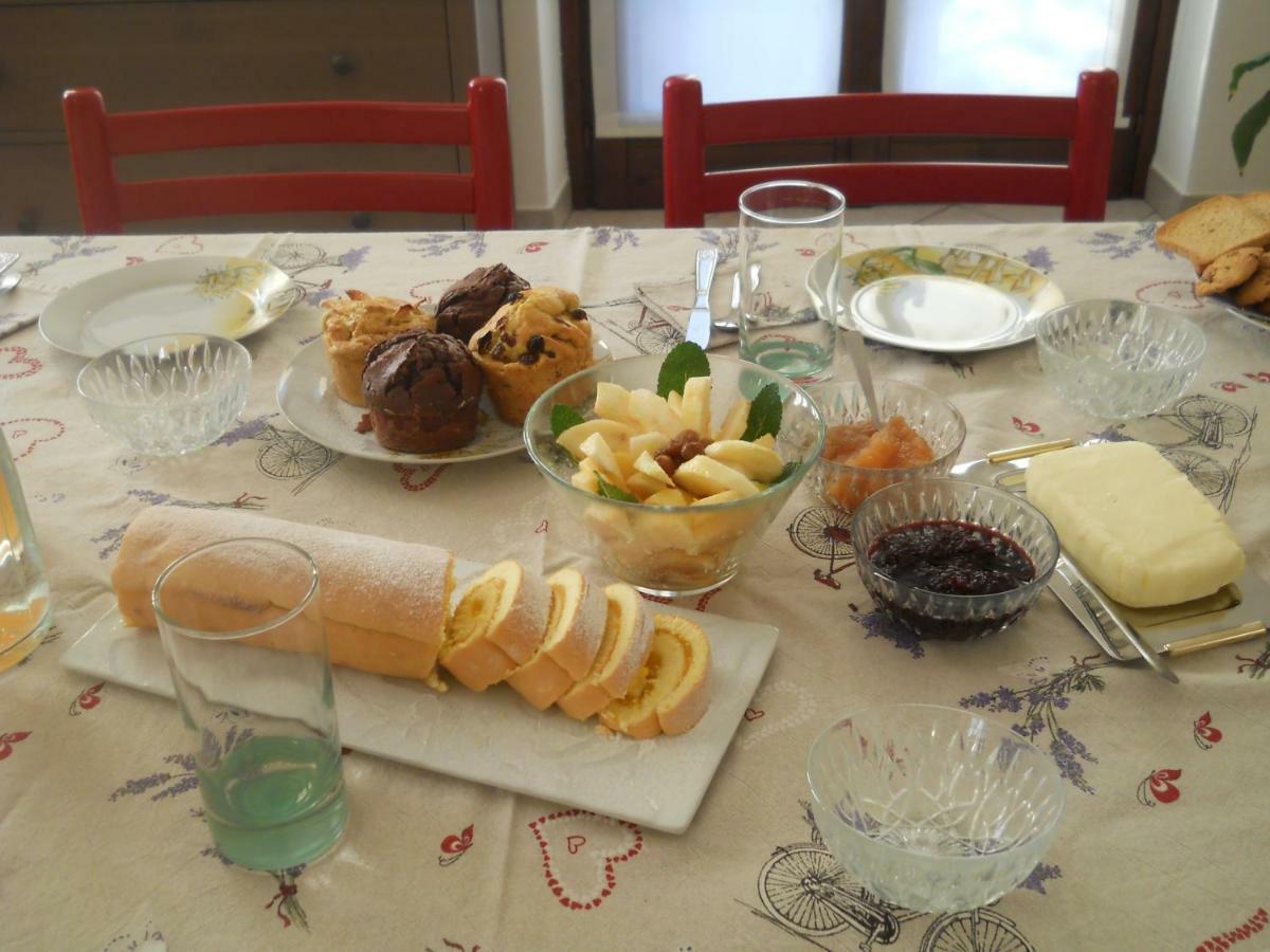 I 99 Ulivi Bed & Breakfast Cavour Екстериор снимка